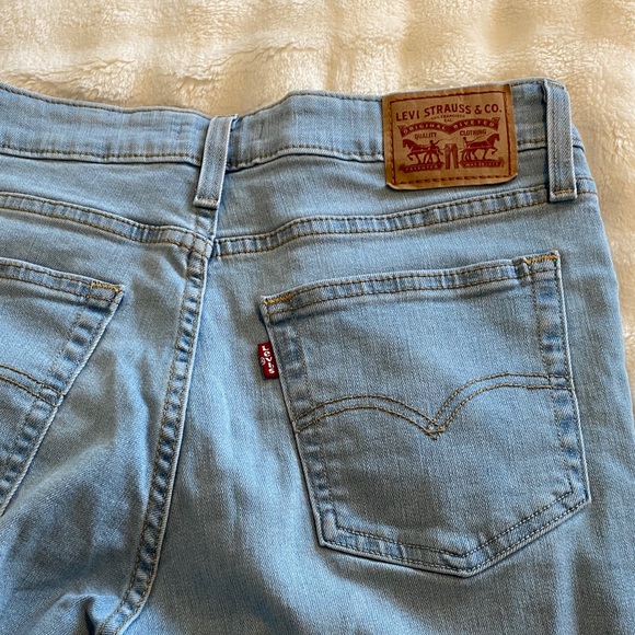 Levi High Rise Bootcut Jean - Picture 3 of 4